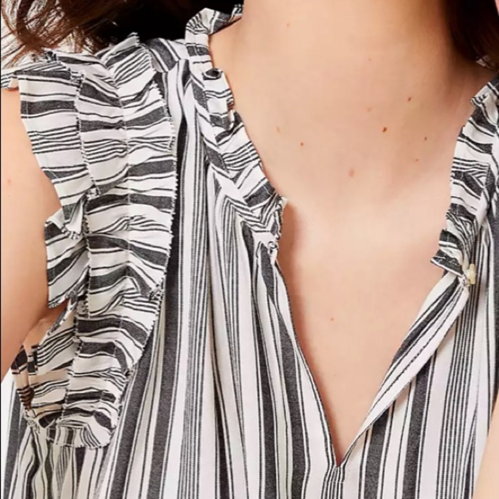 LOFT Striped Ruffle Split Neck Shell Size M - Picture 3 of 11